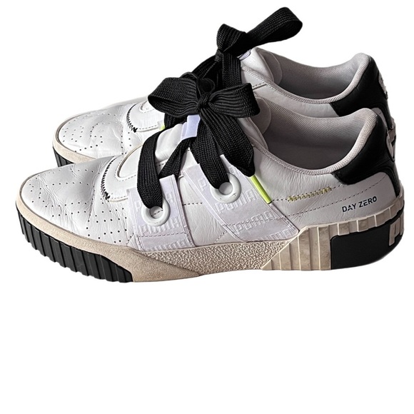 PUMA Central Saint Martin X Cali Day Zero Size 9 - Picture 1 of 9